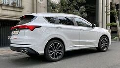 شاسی‌بلند میلیاردی جدید در خیابان‌های تهران+ عکس