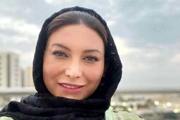 زندگینامه فریبا نادری
