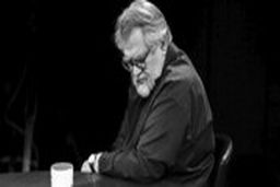 رئیسی در کنار پیکر مرحوم طالب‌زاده +عکس