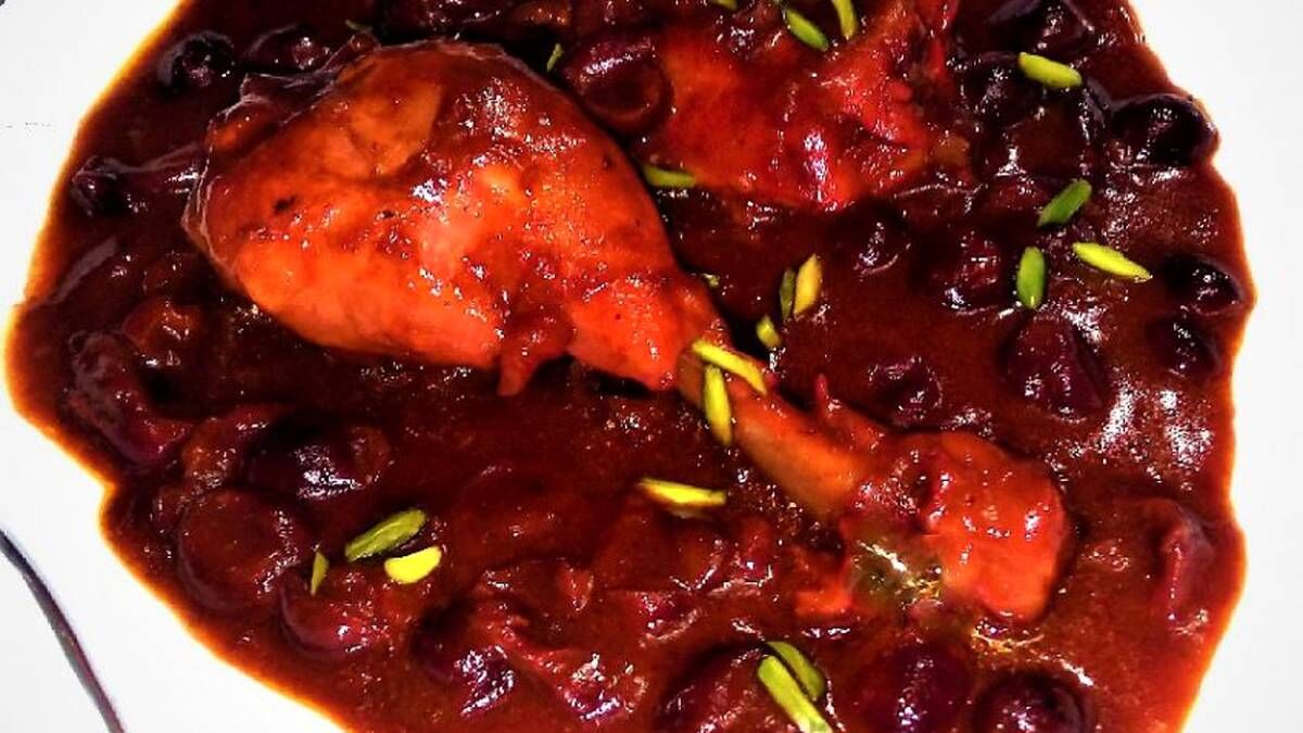  آموزش و طرز تهیه خورش مرغ با سس آلبالو | طعم دلنشین مرغ با سس آلبالو را از دست ندهید