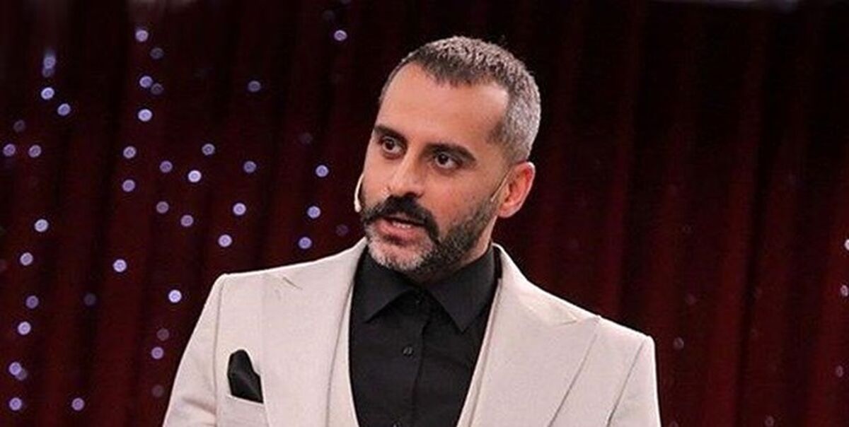حمله دزدان به بازیگر معروف در ماشین جلوی زن و بچه اش | ماجرای سرقت گردنبند علیرام نورایی +فیلم