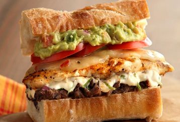 طرز تهیه ساندویچ مرغ مکزیکی | فوت و فن‌هایی که به شما نمیگن!