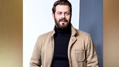 قیافه ترسناک و بی اعصاب پژمان بازغی بعد از طلاقش| پژمان بازغی دوران مجردی اش را اینگونه می گذراند!+عکس حاشیه ساز