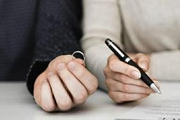 بررسی و معرفی بهترین وکیل در کرج با سابقه بالا