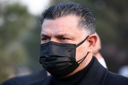 علی دایی آرزوی کودک کار را برآورده کرد+فیلم لو رفته 