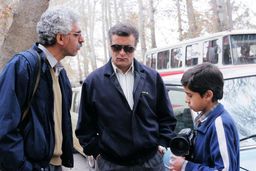 گزارش یک عکس جنجالی از لحظه آخر زندگی کیومرث پوراحمد | علت زخم و کبودی روی بدن کیومرث پوراحمد چه بود؟ +عکس