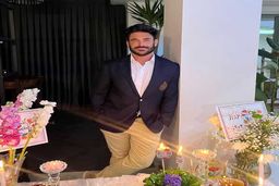 لباس پوشیده و جواهر دوز همسر محمدرضا گلزار در جشن عروسی چشم ها را خیره کرد | غیرتی شدن محمدرضا گلزار در مراسم عروسی +عکس