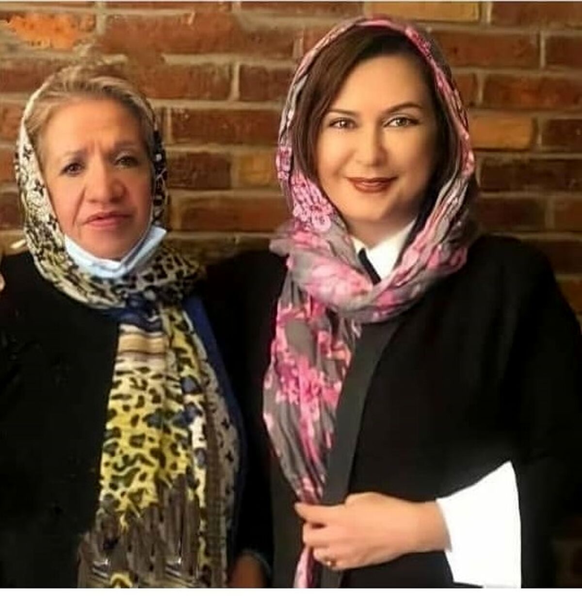 عکس جنجالی لعیا زنگنه و دخترش/به لعیا زنگنه نمیاد دختری این سنی داشته باشه! +عکس خبرساز