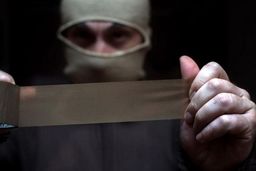 آدم ربایی وحشتناک تاجر تهرانی سوار بر خودروی بنزش 