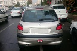 ریزش دسته جمعی قیمت پژو ۲۰۶ | با ۲۵۹ میلیون این مدل لوکس پژو ۲۰۶ را بخرید