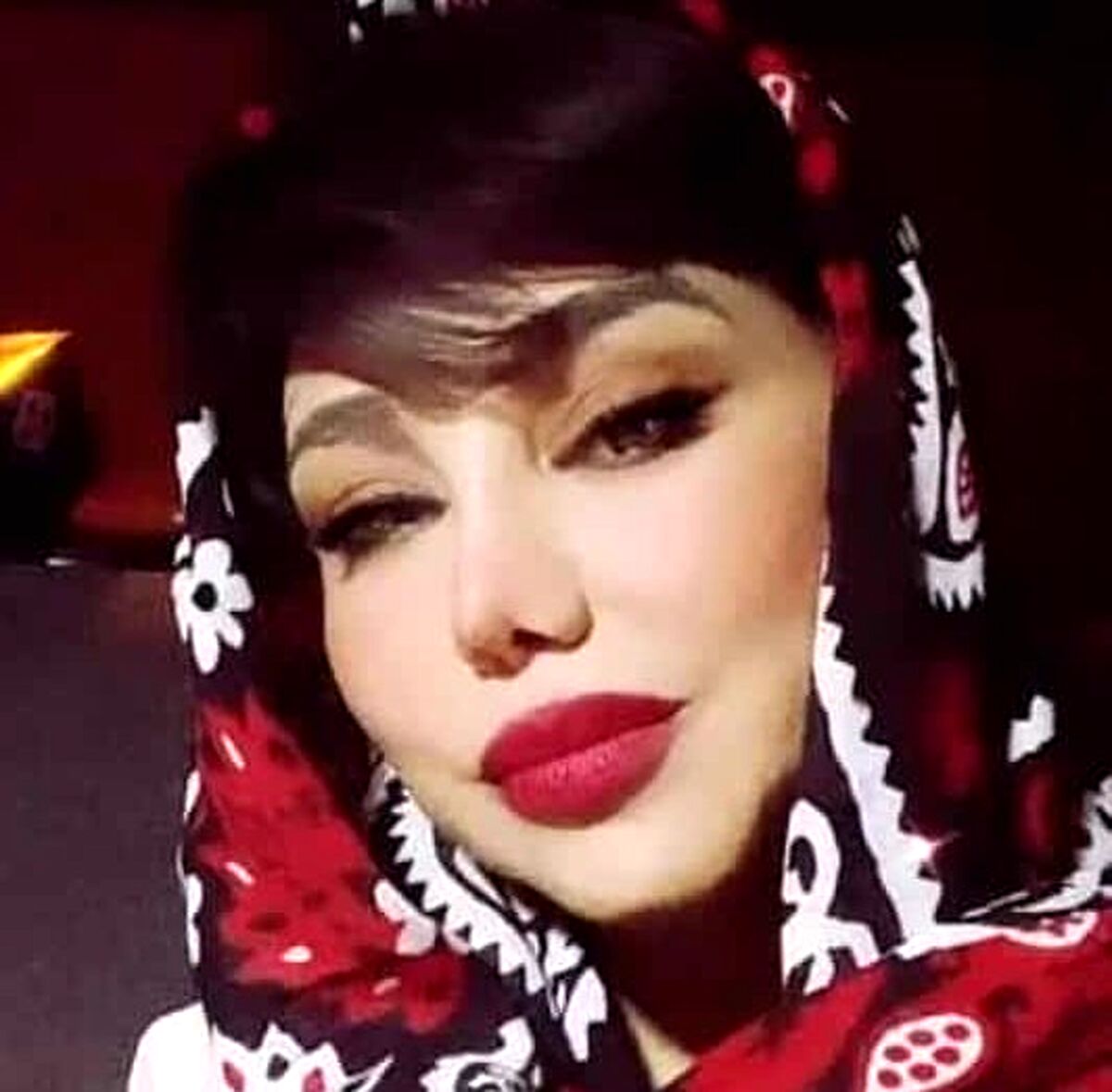 زندگینامه بهنوش بختیاری 