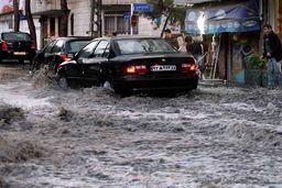 رعد و برق شدید به همراه بارش سیل‌آسا در جنوبِ تهران