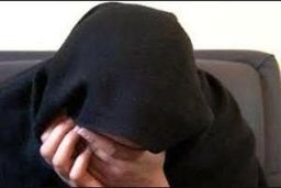 دستگیری زن جوان به دلیل مرگ مشکوک شوهرش | ارتباط مرموز زن جوان با خواستگار سابقش