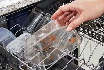 علت تمیز نشدن ظروف در ماشین ظرفشویی چیست؟