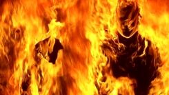 بازداشت دو پسر ۱۷ و ۲۱ ساله در ماجرای تکان‌دهنده | کشف جسدهای سوخته پدر و مادر ناتنی‌ درون خودرو +عکس هولناک