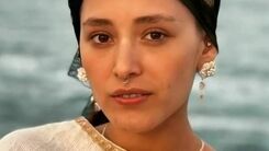 خوشگذرونی فرشته حسینی و دوستان خارجی اش بدون نوید محمدزاده+عکس