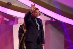 تفریح علی دایی و دخترش دنیز در خارج از کشور+عکس