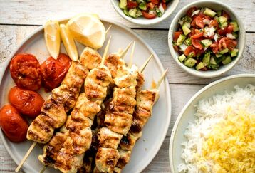 طرز تهیه جوجه کباب چوبی به ساده ترین روش | چرا جوجه‌ها خوب رنگ نمی‌گیرد؟