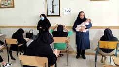دردسری که نوزاد چند ماهه در کنکور به وجود آورد+عکس جنجالی