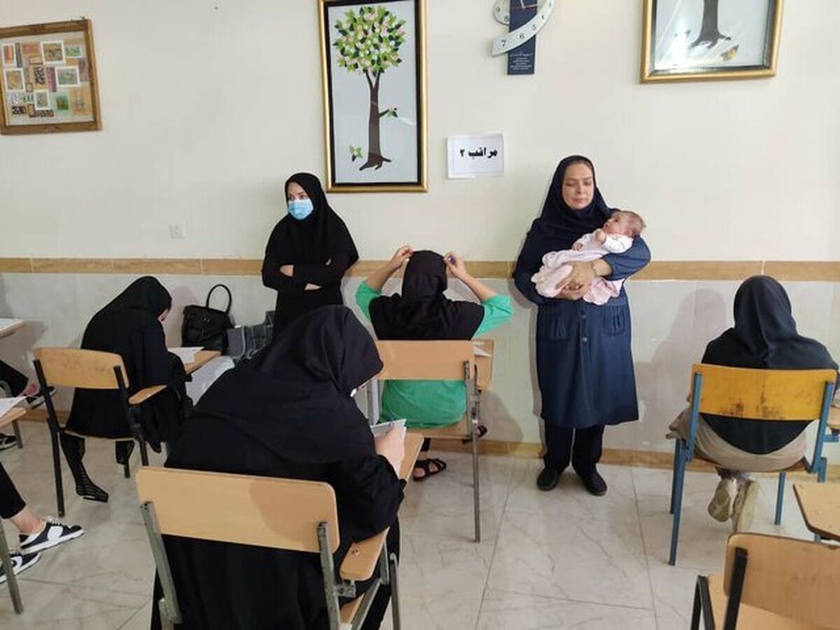 دردسری که نوزاد چند ماهه در کنکور به وجود آورد+عکس جنجالی