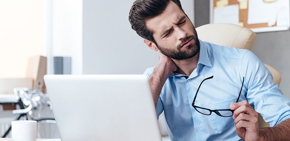  راهکارهای ساده برای درمان خشکی گردن 