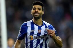 بیوگرافی مهدی طارمی + عکس