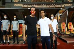 مبارزه دوباره فرهاد مجیدی و جواد نکونام