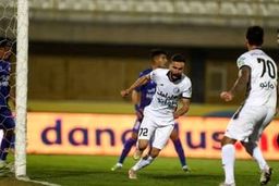 صعود استقلال بعد از ۱۲۰ دقیقه نفس‌گیر/گل اول استقلال به پیکان 