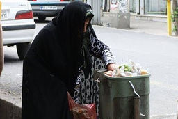 زن و شوهر زباله گرد سه آپارتمان میلیاردی دارند | از خانه ویلایی آنها ١٠ کامیون زباله تخلیه شد