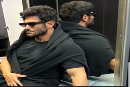 محمدرضا گلزار پسردار شد | پسر محمدرضا گلزار اصلا شبیه خودش نیست +عکس