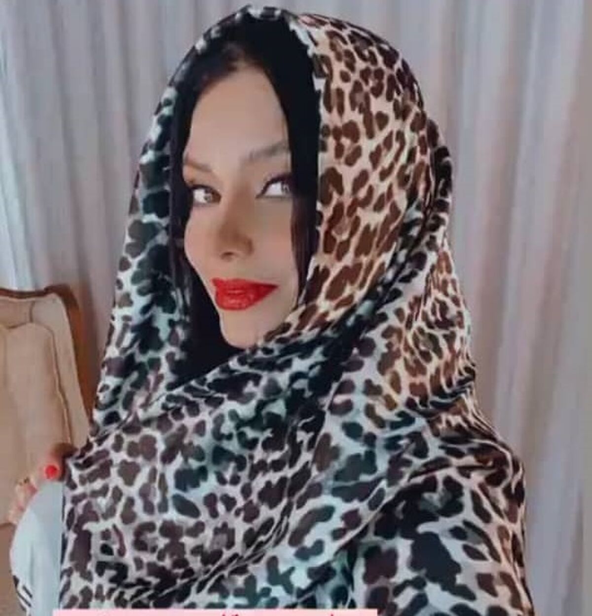 گردش صبا راد در ترکیه| فخرفروشی به بهانه جشن تولد مانی رهنما +عکس