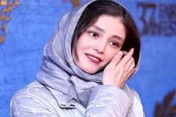 حرکتی اعتراضی عجیب فرشته حسینی سوژه شد | فرشته حسینی جوگیر می شود + عکس