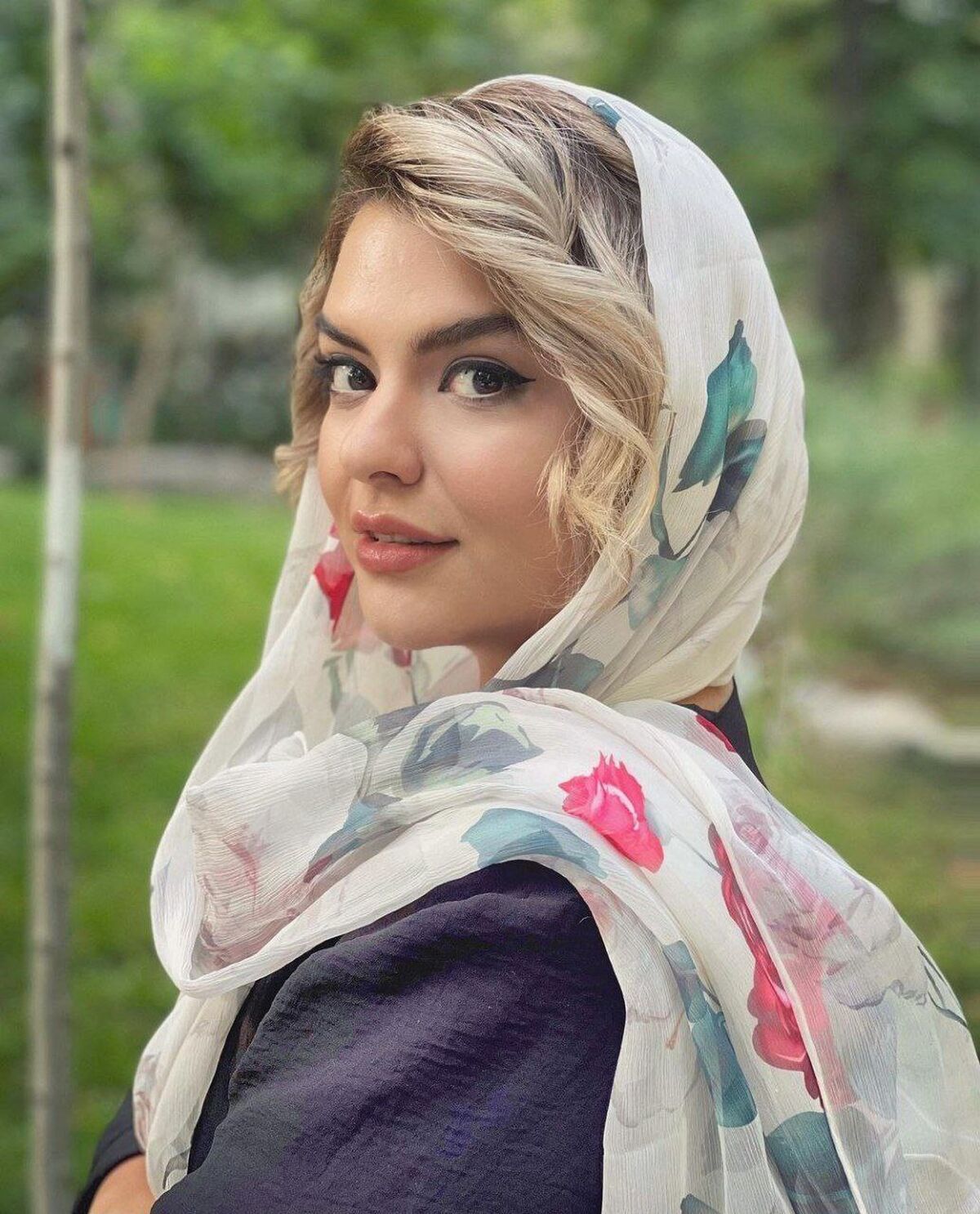 دنیا مدنی بالاخره عکس شوهرش را منتشر کرد | انتخاب دنیا مدنی در انتخاب همسر همه را متعجب زده کرد +عکس باورنکردنی