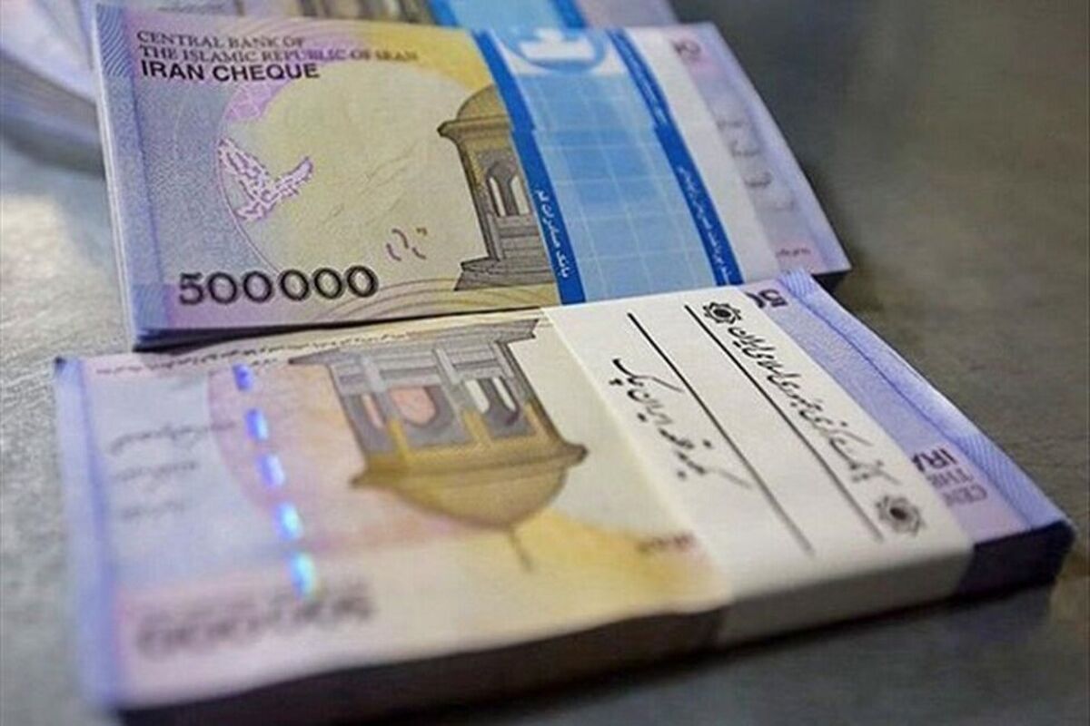 مبلغ عیدی کارگران امسال کارگران معلوم شد/کارگران با حقوق ۲ میلیونی چقدر عیدی می گیرند؟