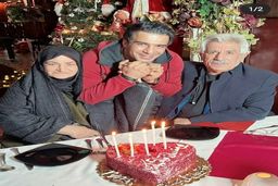 یوسف تیموری با عکسی از مادرش در رستوران همه را غافلگیر کرد +عکس