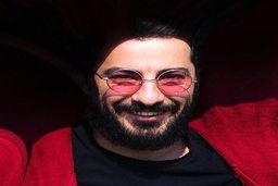 بد آموزی نوید محمدزاده و رفیقش + عکس