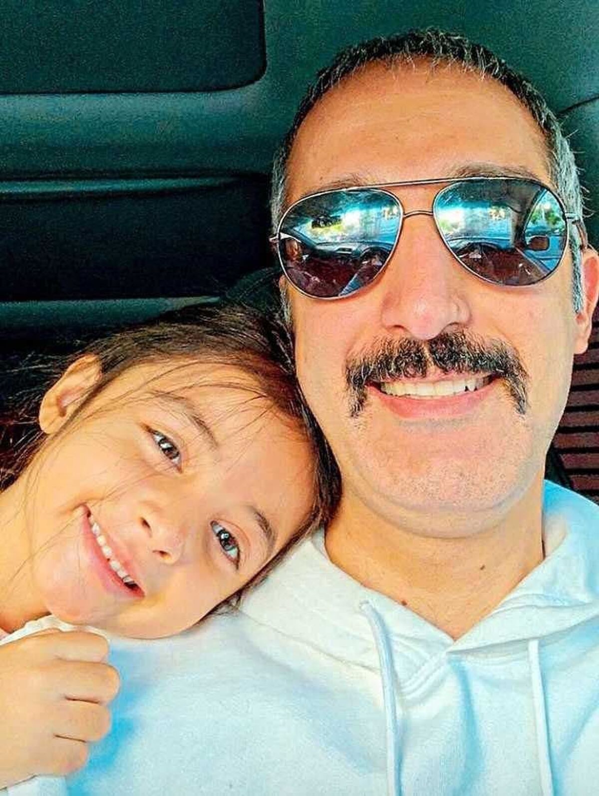 ماجرای تلخ بیماری آقای بازیگر بعد از فوت پدر و مادرش | امیر مهدی ژوله گرفتار چه بیماری شد؟