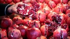 راهکارهایی برای نابودی لکه انار و هندوانه 