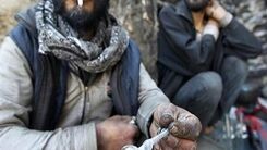 منفورترین پدر و مادر را ببینید | سرگذشت عجیب پسری که در جوانی معتاد شد