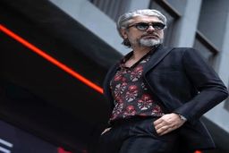 مهدی پاکدل در شکل و شمایل سامورایی ها | حمایت عجیب مهدی پاکدل از ژاپن + عکس