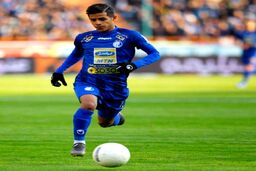 عاشقانه های مهدی قایدی و همسرش روی آب 