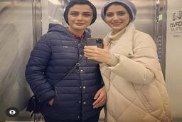 خانواده فرجاد عزادار شدند/مارال فرجاد به سوگ مادرش نشست+عکس 