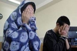 زن جوان باردار دادگاه را به هم ریخت +عکس