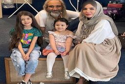 دردسرهای زندگی مستاجری مهران غفوریان در تهران | حمله خفاش‌ها به خانه مهران غفوریان +فیلم