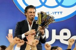 فرهاد مجیدی و مربی استقلال سر یه دونه مورچه با هم درگیر شدن