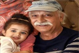 همسر محمود پاک نیت جوان تر از همیشه/غوغای نوه عروسکی آقای بازیگر در دنیای مد +عکس