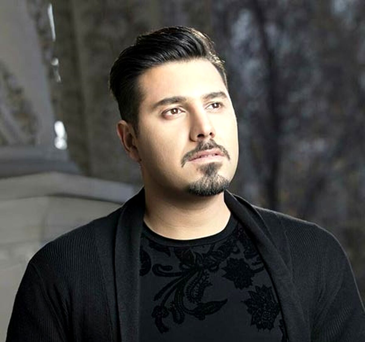 دانلود آهنگ جدید احسان خواجه امیری بنام لبخند پایانی+موزیک