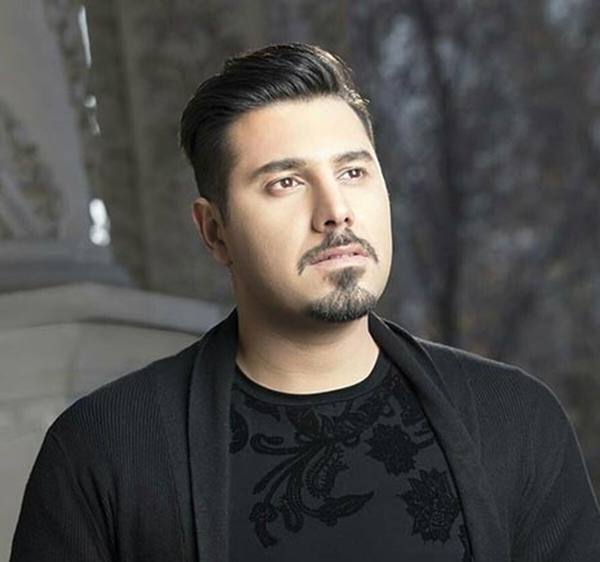 دانلود آهنگ جدید احسان خواجه امیری بنام لبخند پایانی+موزیک