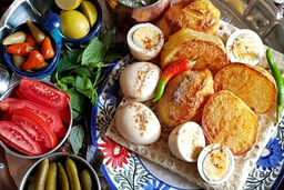 این غذای شاهانه و کم‌ خرج را فقط با ترشی بخورید | کدام ایرانی این غذا را نخورده؟