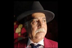 بازیگر و گوینده معروف ایرانی درگذشت | دلیل فوت اسفندیار ابراهیمی چیست ؟